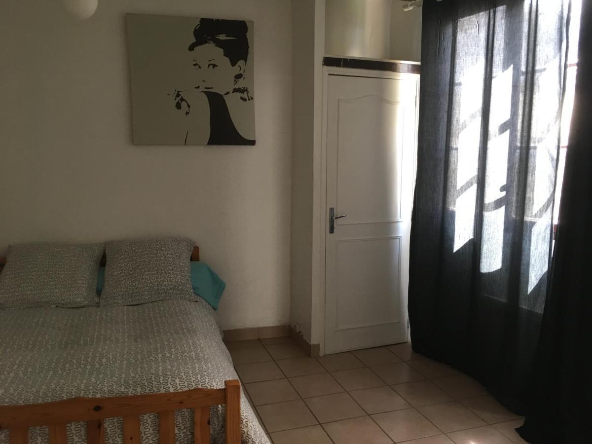 Appartement Chez Tibo Провен Екстериор снимка